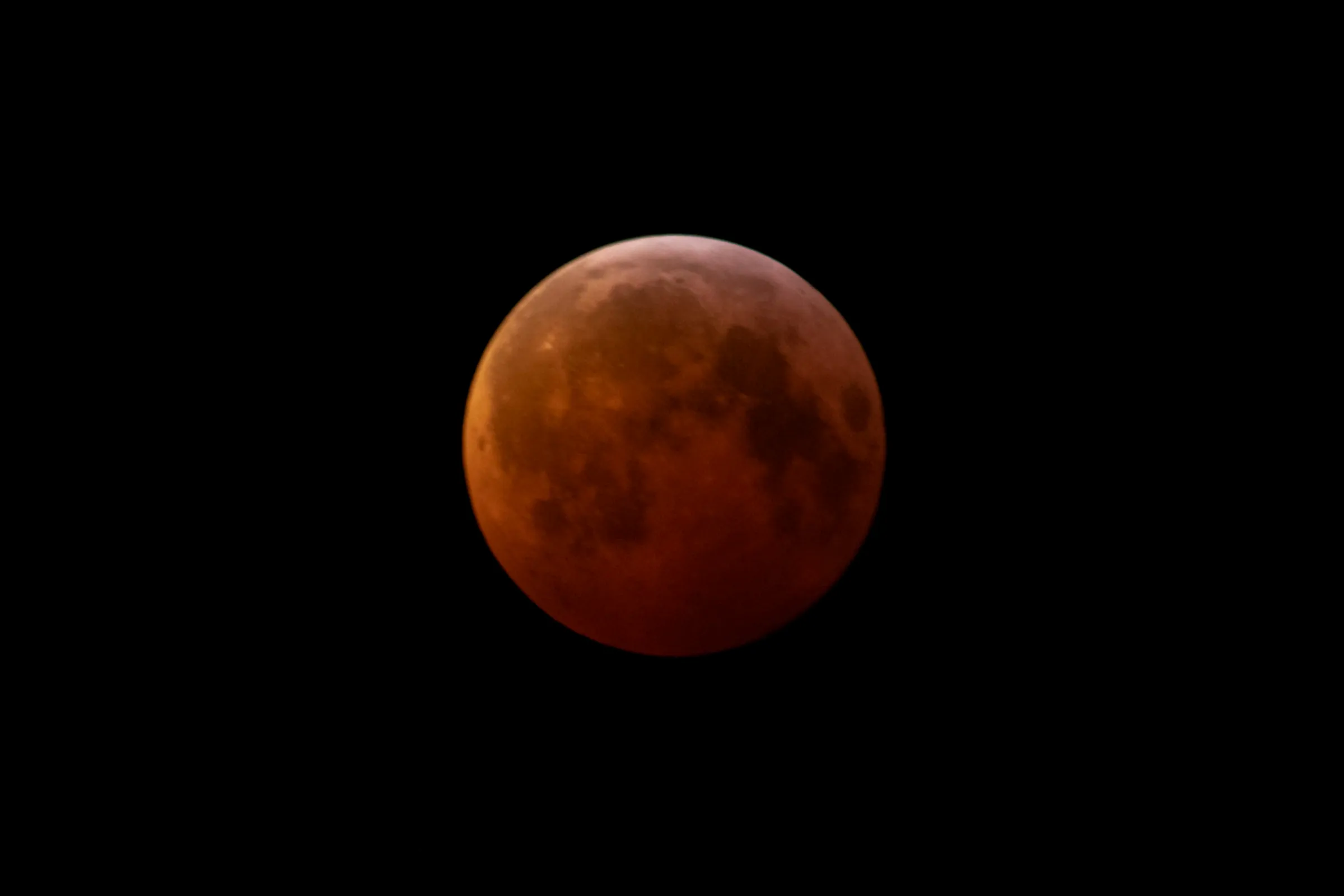 Volledige Maansverduistering